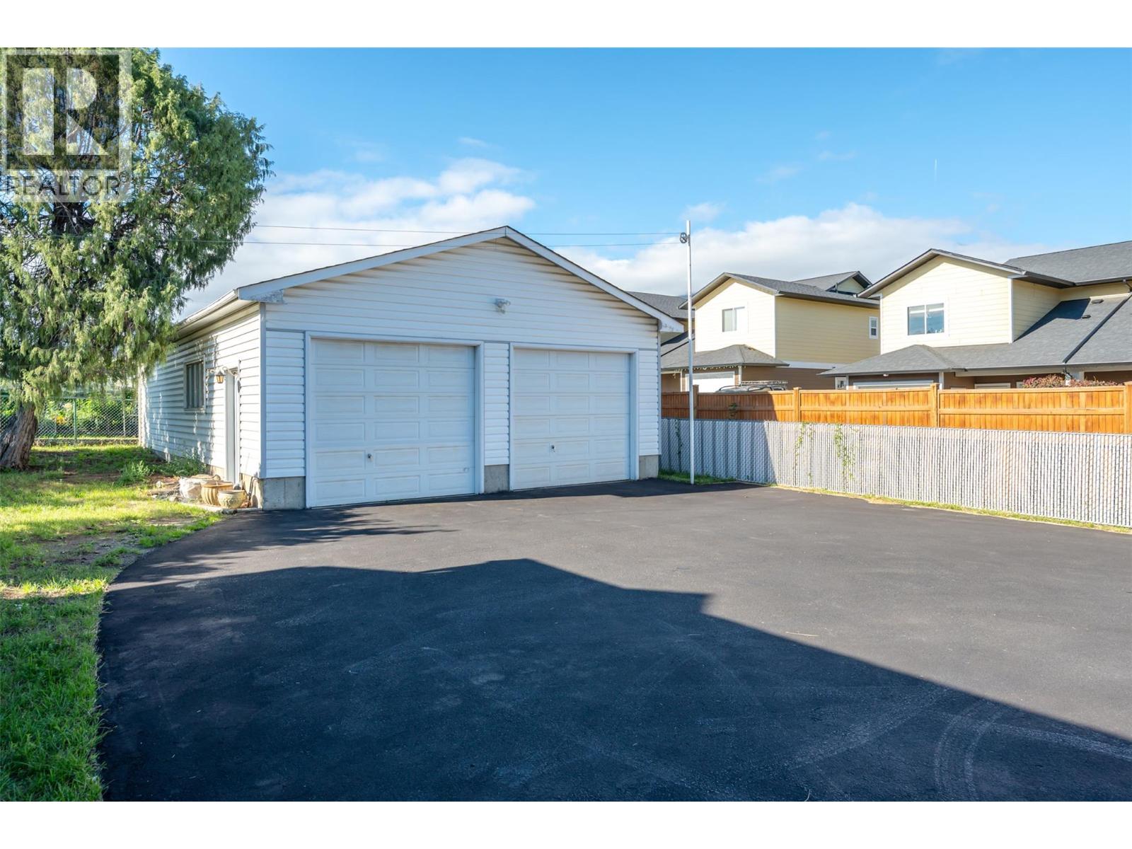 525 Skagit Avenue, Oliver, British Columbia  V0H 1T0 - Photo 36 - 10401189