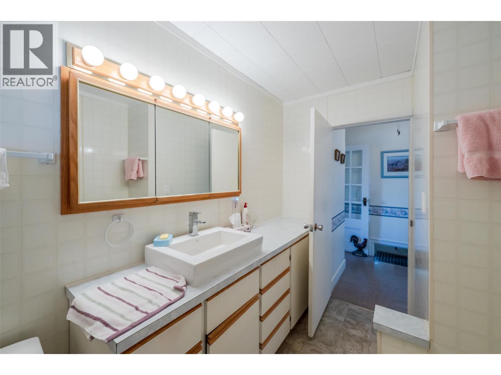 525 Skagit Avenue, Oliver, British Columbia  V0H 1T0 - Photo 30 - 10401189