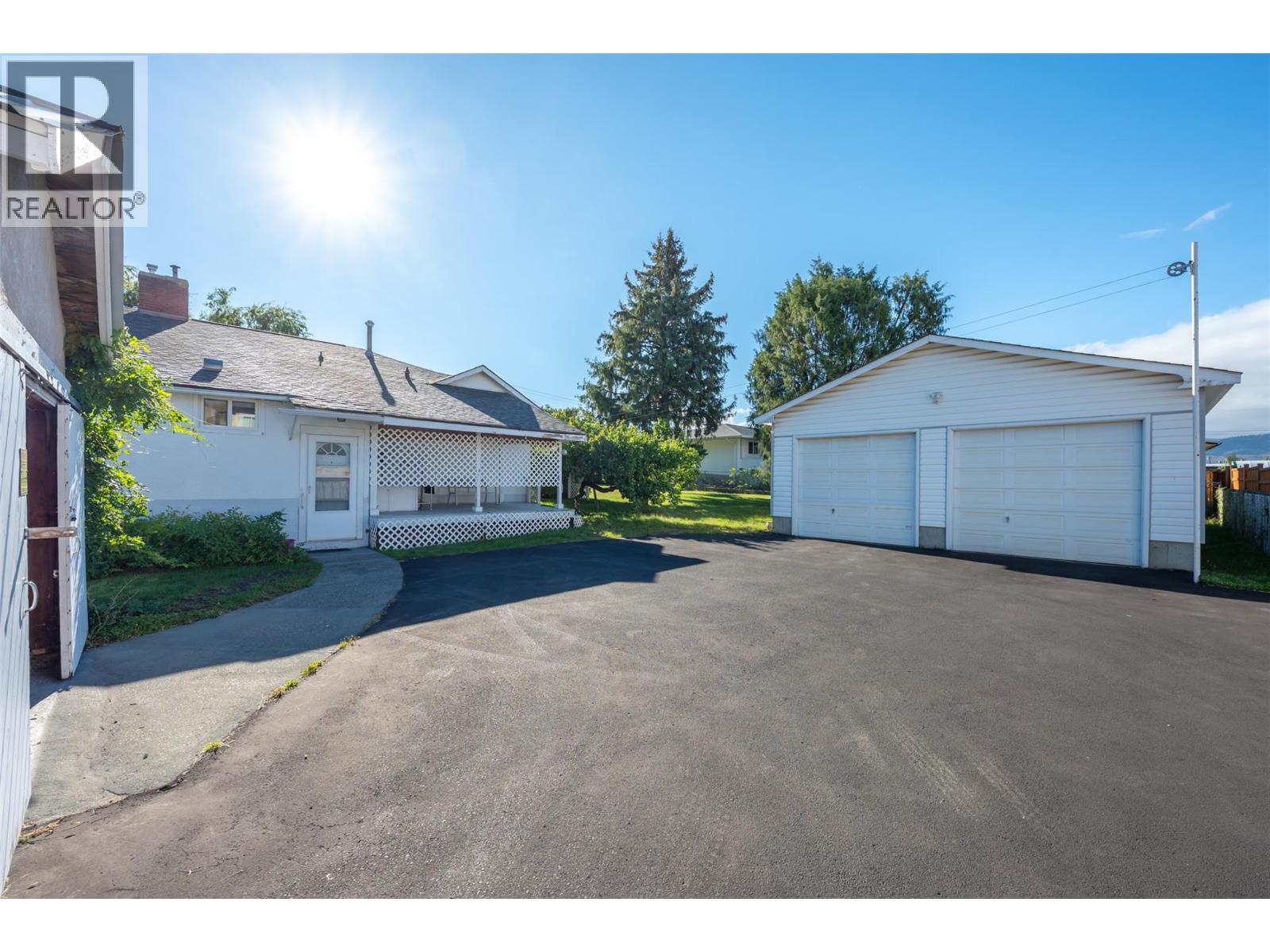 525 Skagit Avenue, Oliver, British Columbia  V0H 1T0 - Photo 37 - 10401189