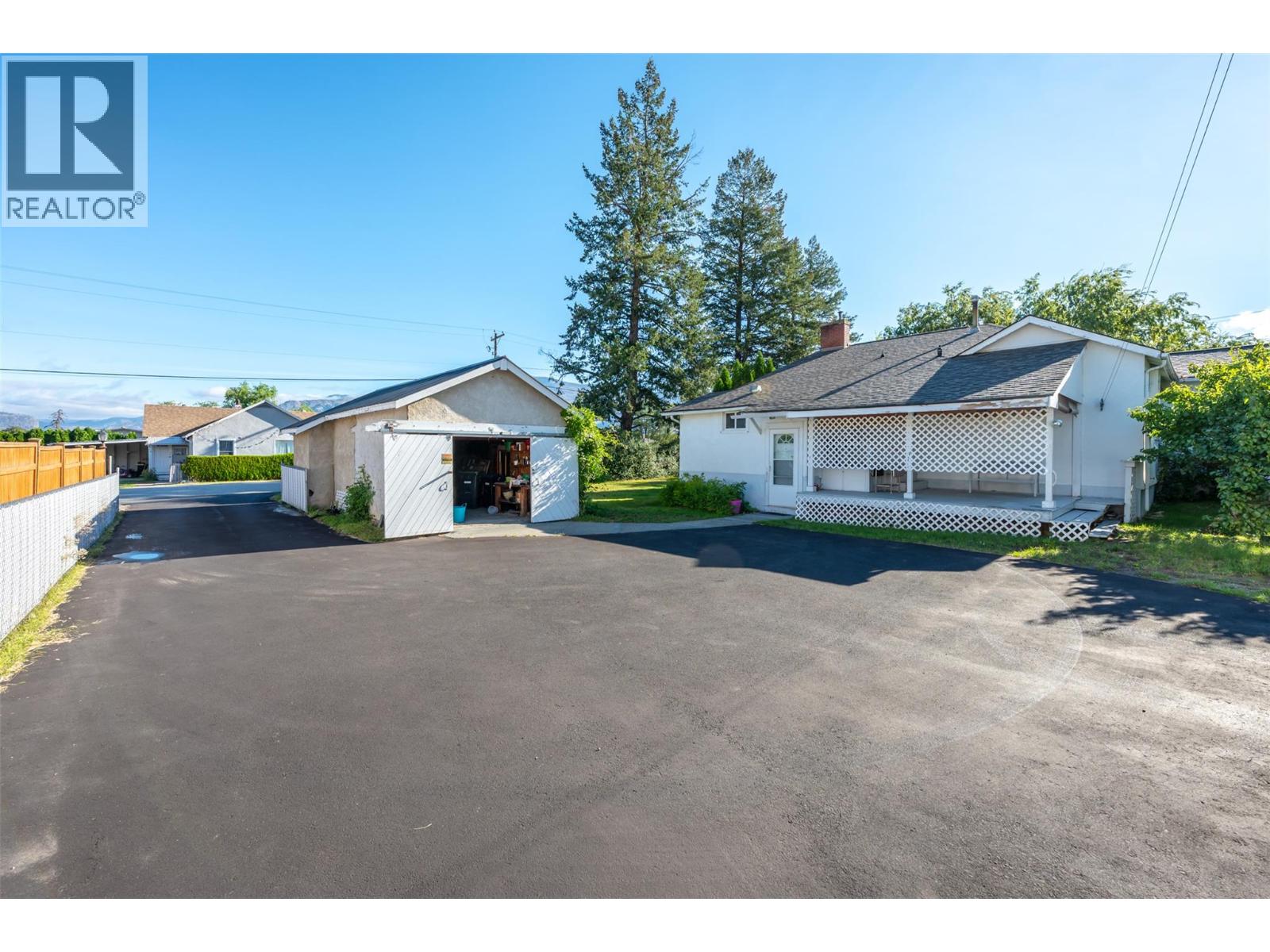 525 Skagit Avenue, Oliver, British Columbia  V0H 1T0 - Photo 44 - 10401189