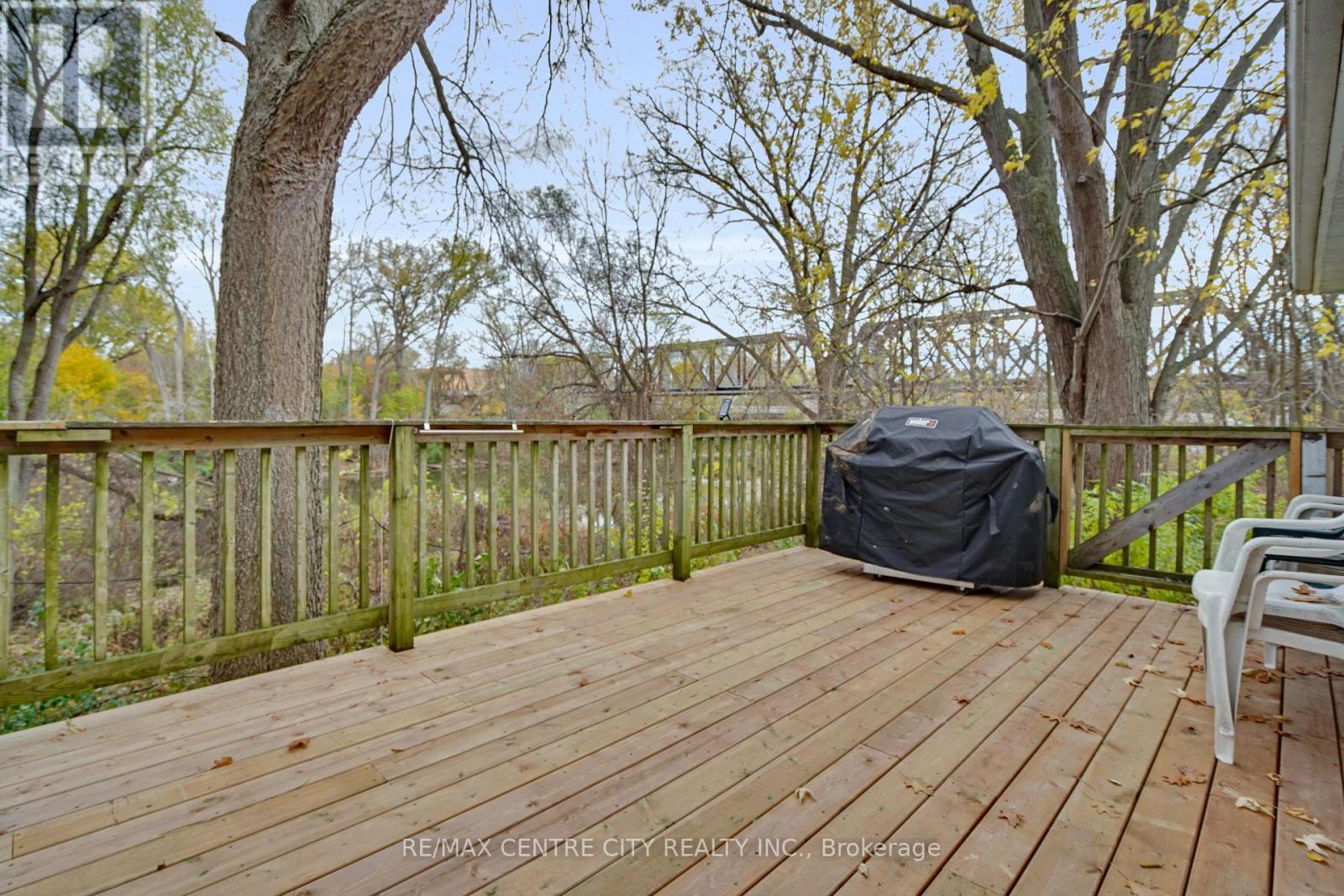 2 Saunby Street, London North, Ontario  N6G 1A1 - Photo 23 - X13818204