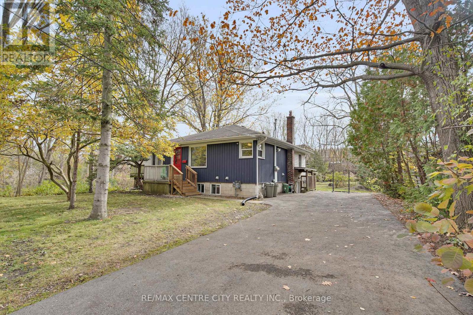 2 Saunby Street, London North, Ontario  N6G 1A1 - Photo 3 - X13818204