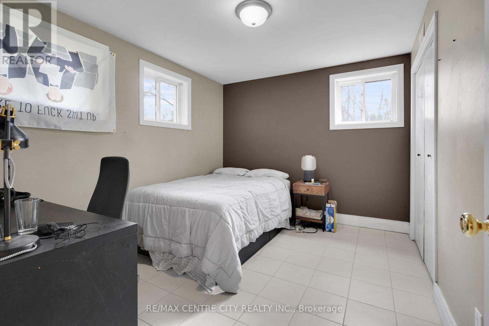2 Saunby Street, London North, Ontario  N6G 1A1 - Photo 35 - X13818204