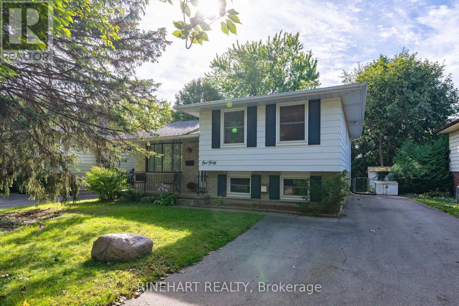 140 Paperbirch Crescent, London North, Ontario  N6G 1L7 - Photo 2 - X13818312