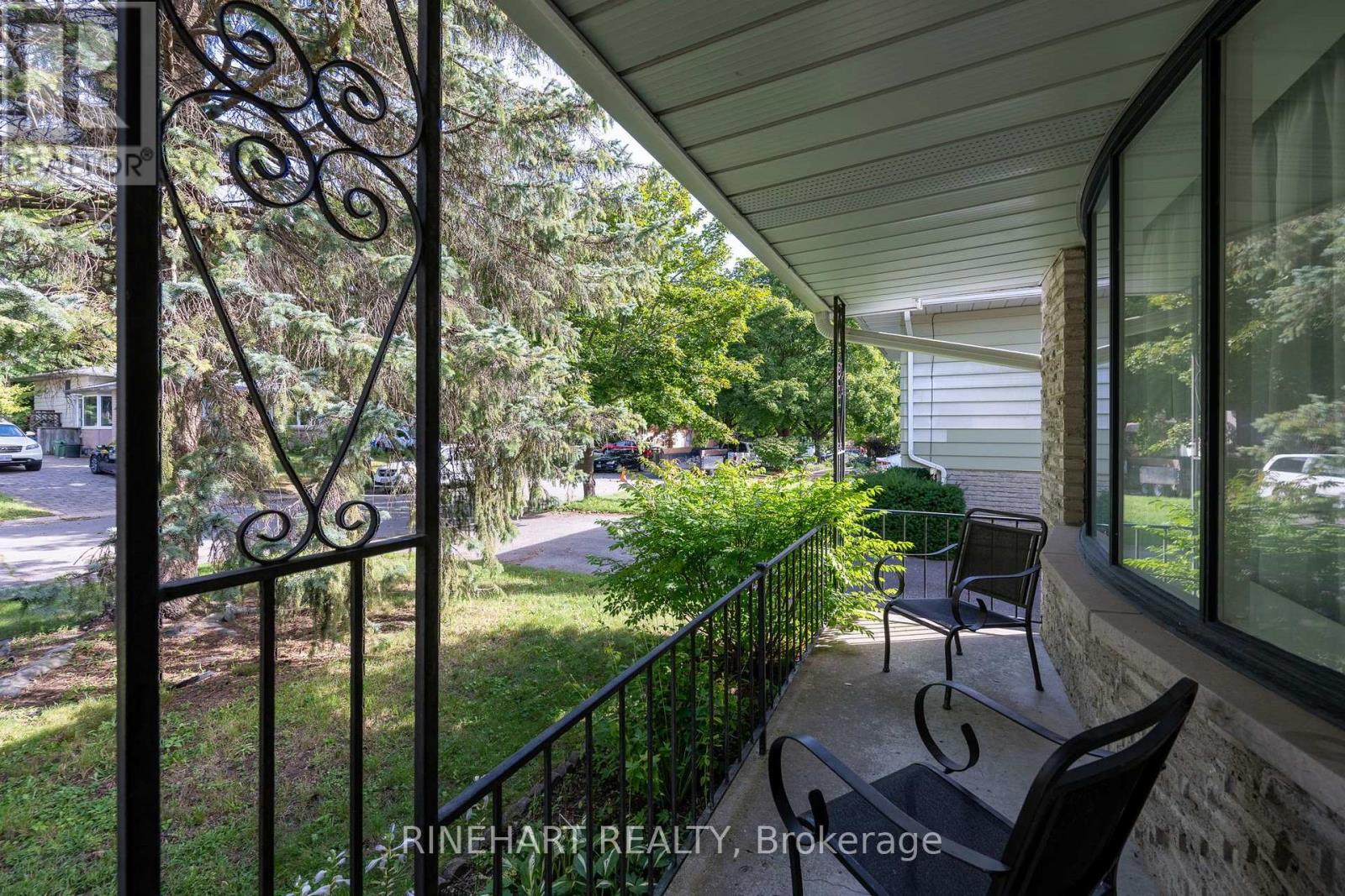 140 Paperbirch Crescent, London North, Ontario  N6G 1L7 - Photo 4 - X13818312
