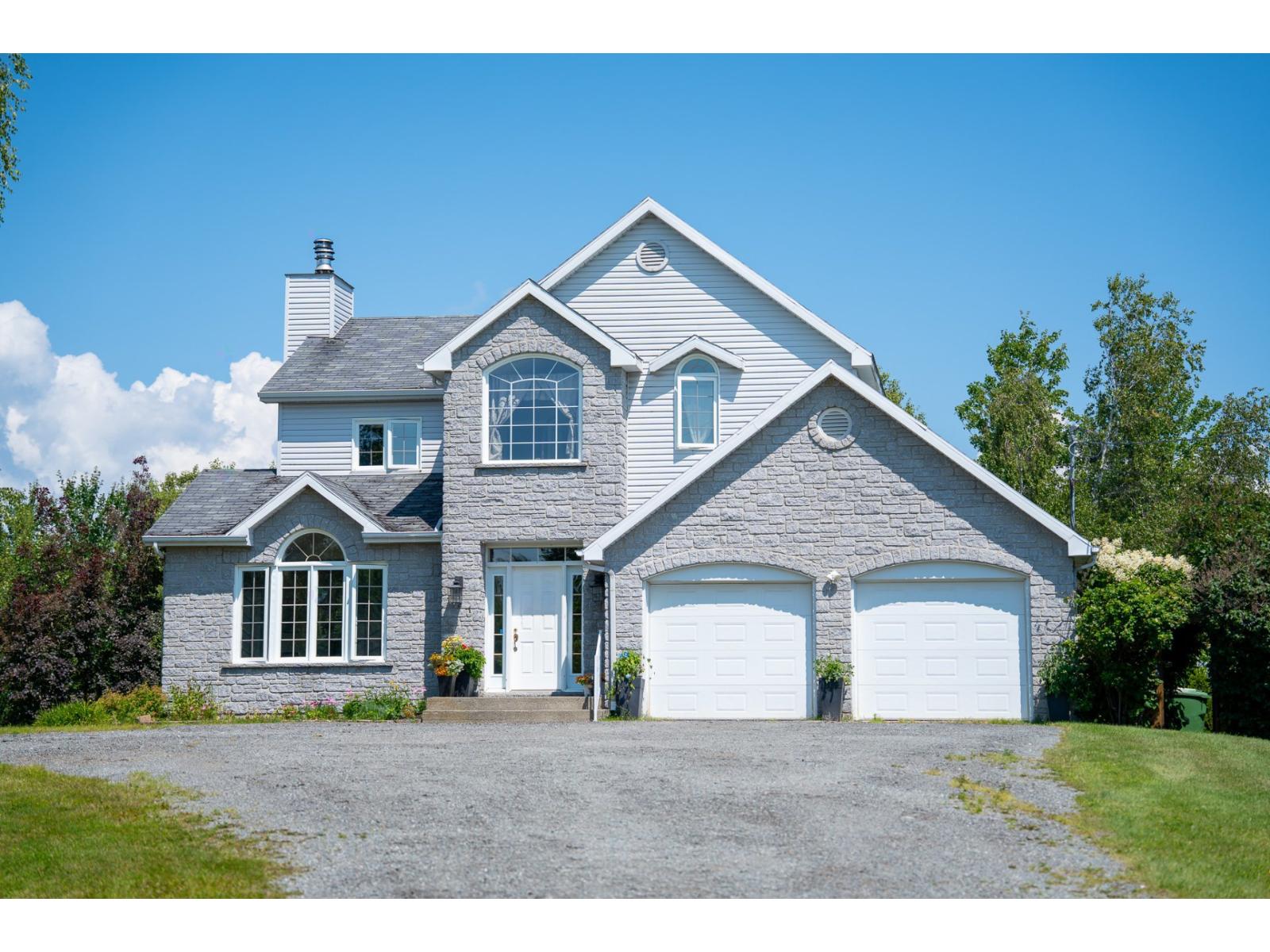 121 Rue du Magor Sherbrooke (Brompton/Rock Forest/Saint-Élie/Deauville) Quebec Canada J1N4A3