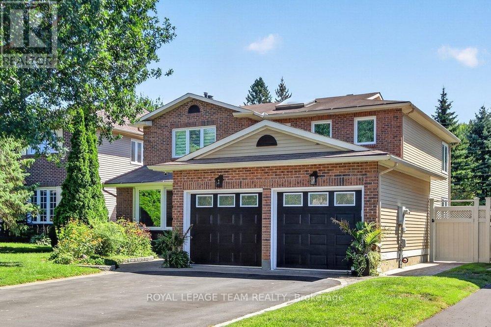 1877 Montereau Avenue, Ottawa, Ontario  K1C 5X4 - Photo 2 - X13818216