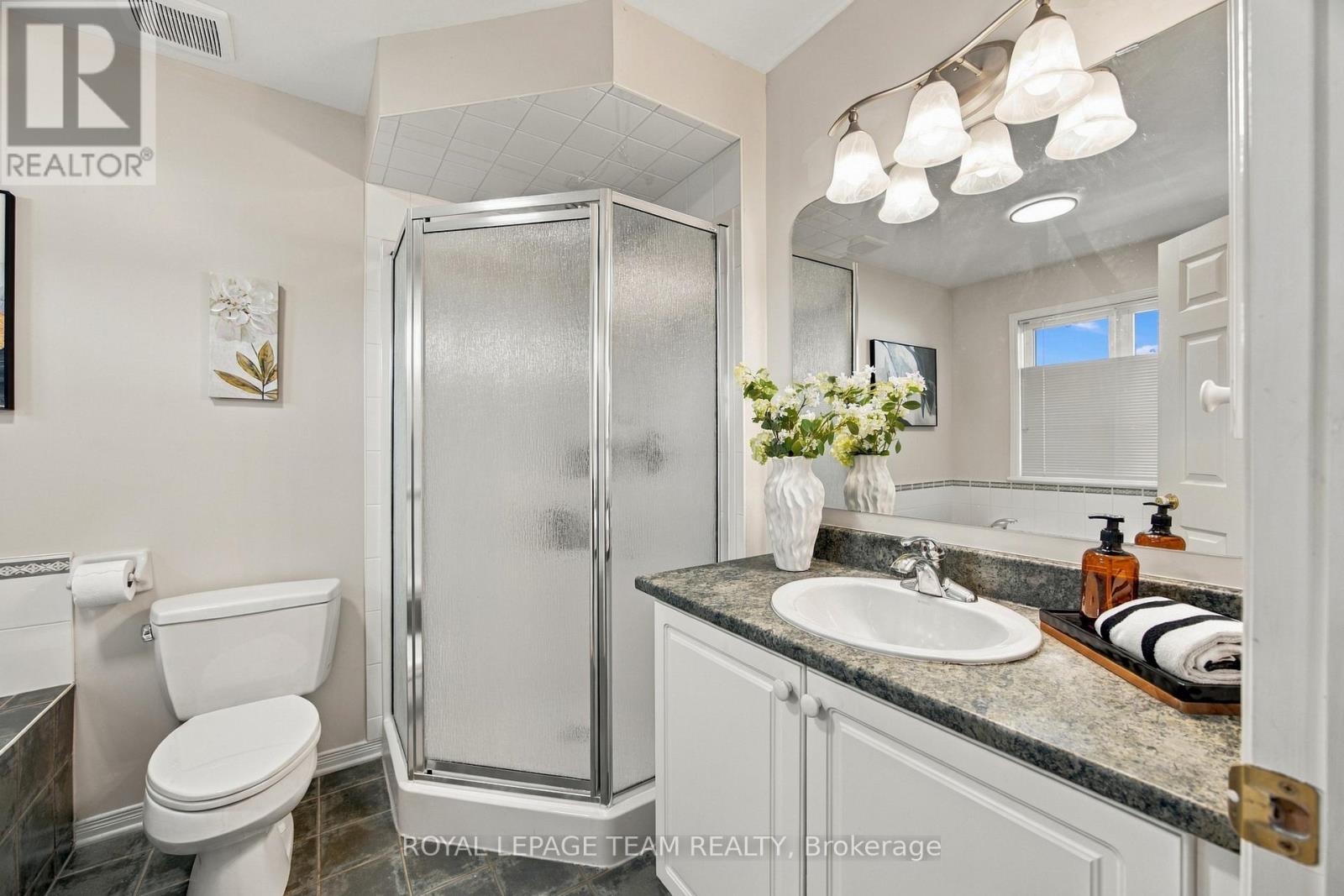 135 Gatespark Private, Ottawa, Ontario  K2T 1L1 - Photo 17 - X13818238