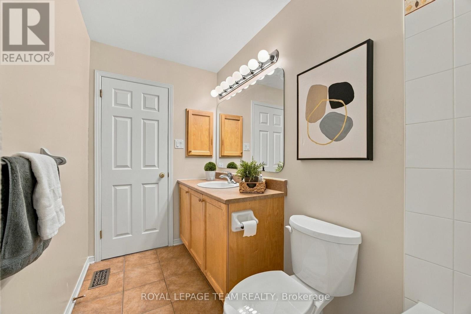 135 Gatespark Private, Ottawa, Ontario  K2T 1L1 - Photo 25 - X13818238