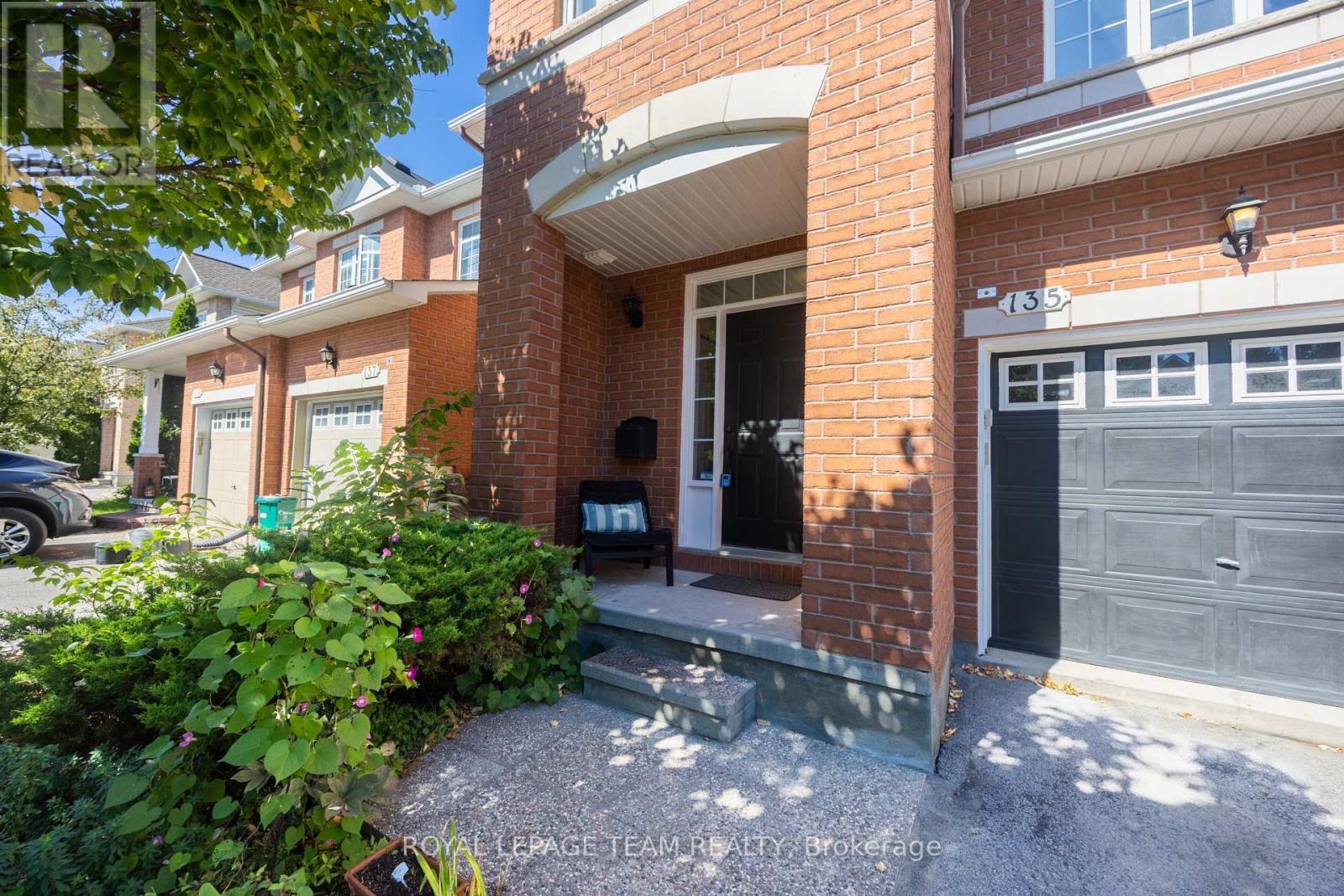 135 Gatespark Private, Ottawa, Ontario  K2T 1L1 - Photo 4 - X13818238