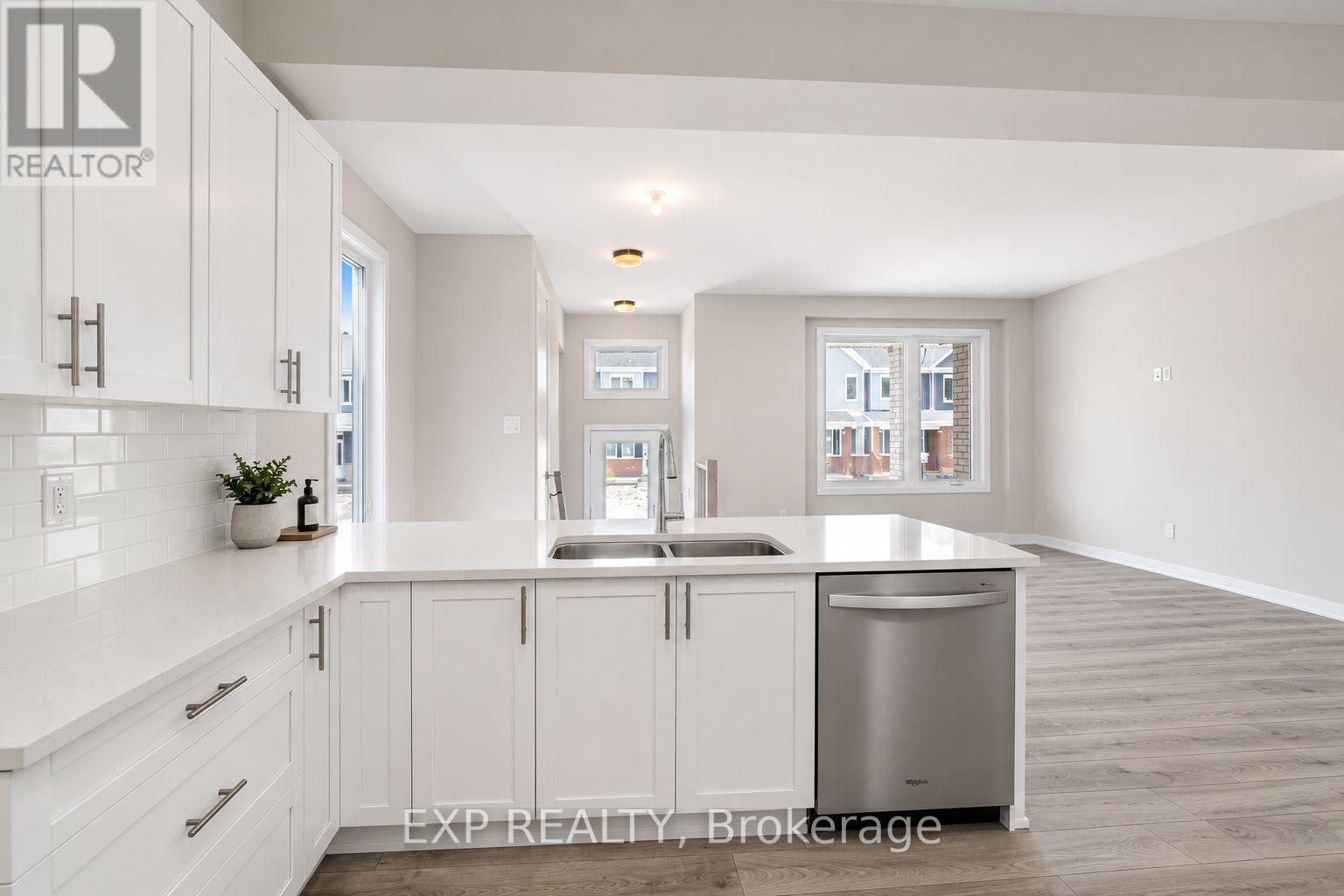 131 Beebalm Crescent, Ottawa, Ontario  K2J 7G6 - Photo 5 - X13818250