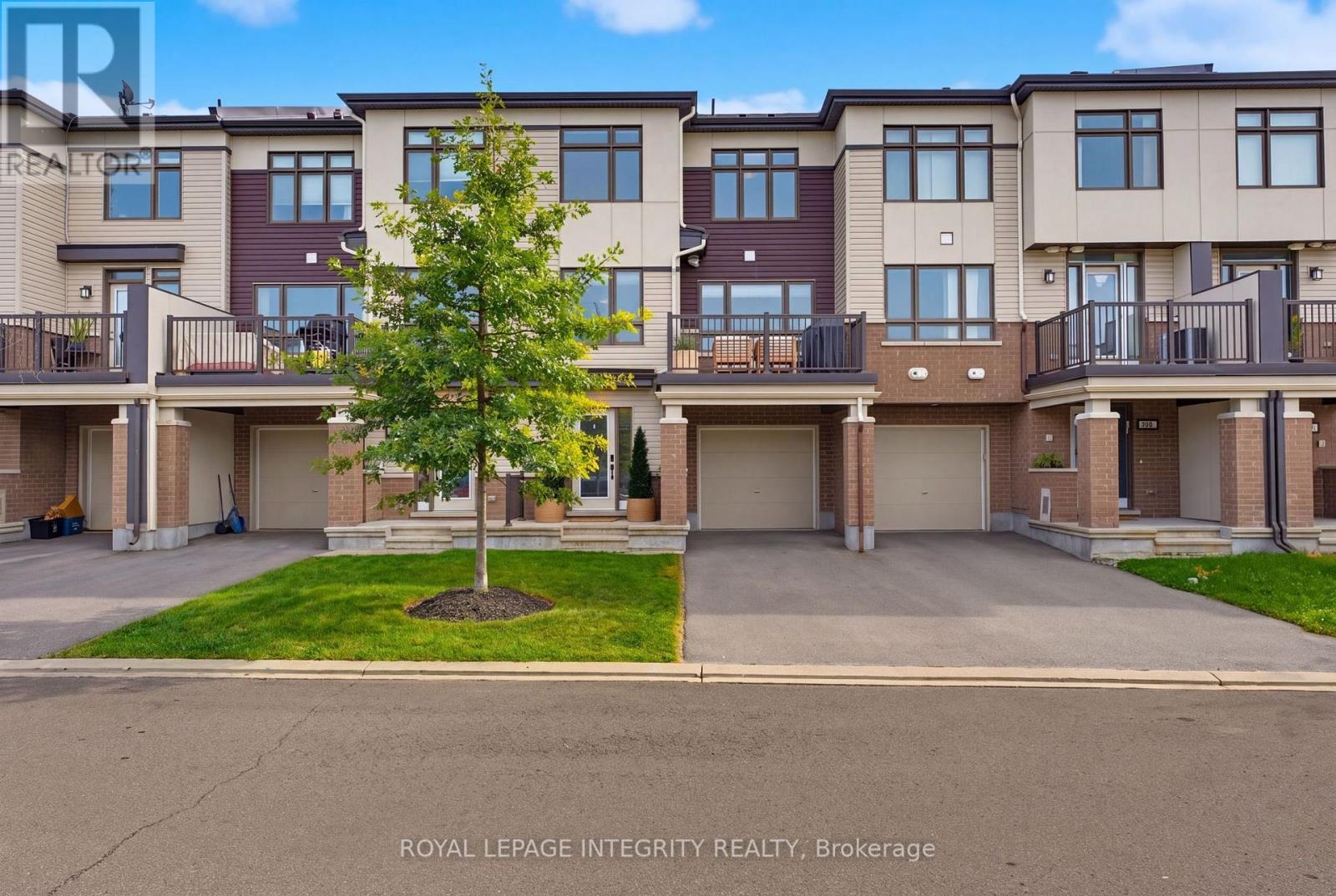 66 Feathertop Lane, Ottawa, Ontario  K2V 0K7 - Photo 2 - X13818290