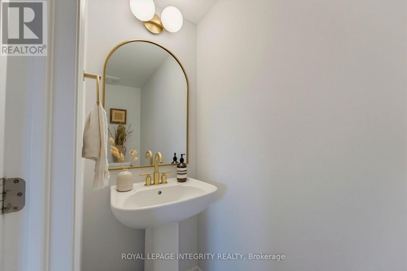 66 Feathertop Lane, Ottawa, Ontario  K2V 0K7 - Photo 7 - X13818290
