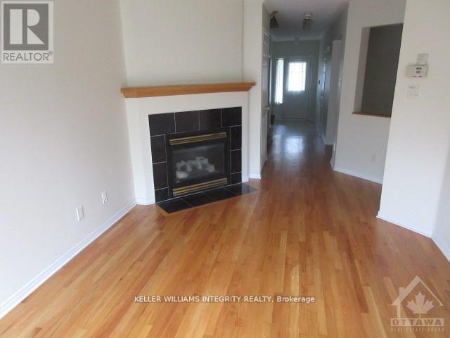 150 Blackdome Crescent, Ottawa, Ontario K2T 1A7 - Photo 2 - X13818304