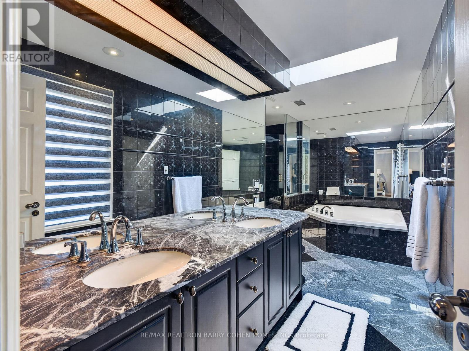 25 Harlington Road, Toronto, Ontario  M3B 3G3 - Photo 21 - C13818198