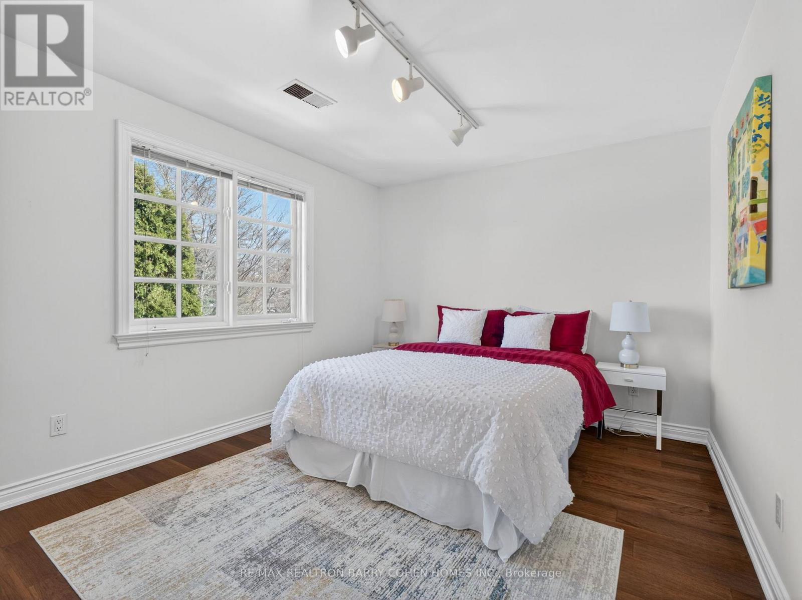 25 Harlington Road, Toronto, Ontario  M3B 3G3 - Photo 23 - C13818198