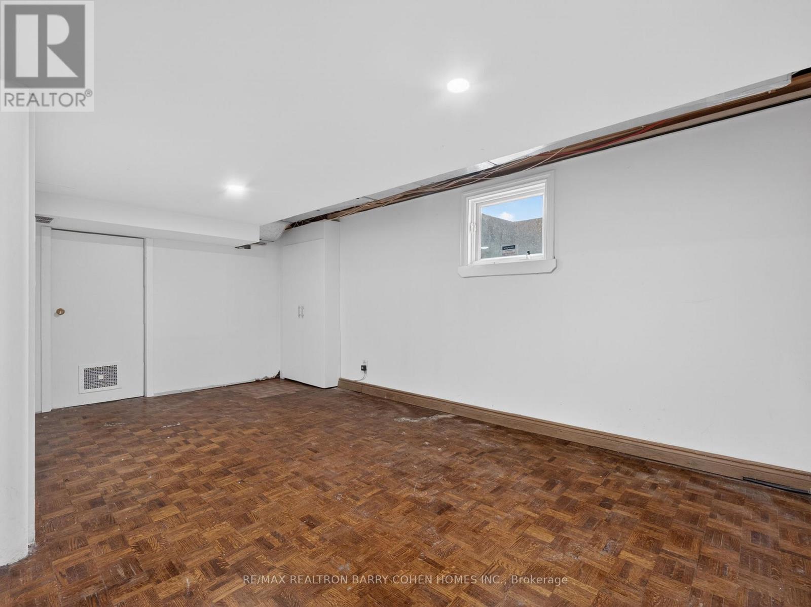 25 Harlington Road, Toronto, Ontario  M3B 3G3 - Photo 28 - C13818198