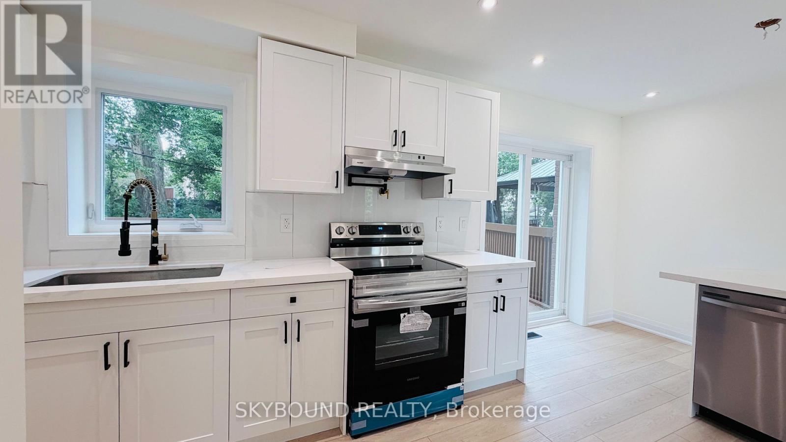 Upper - 60 Chelwood Road, Toronto, Ontario  M1K 2K8 - Photo 12 - E13818166
