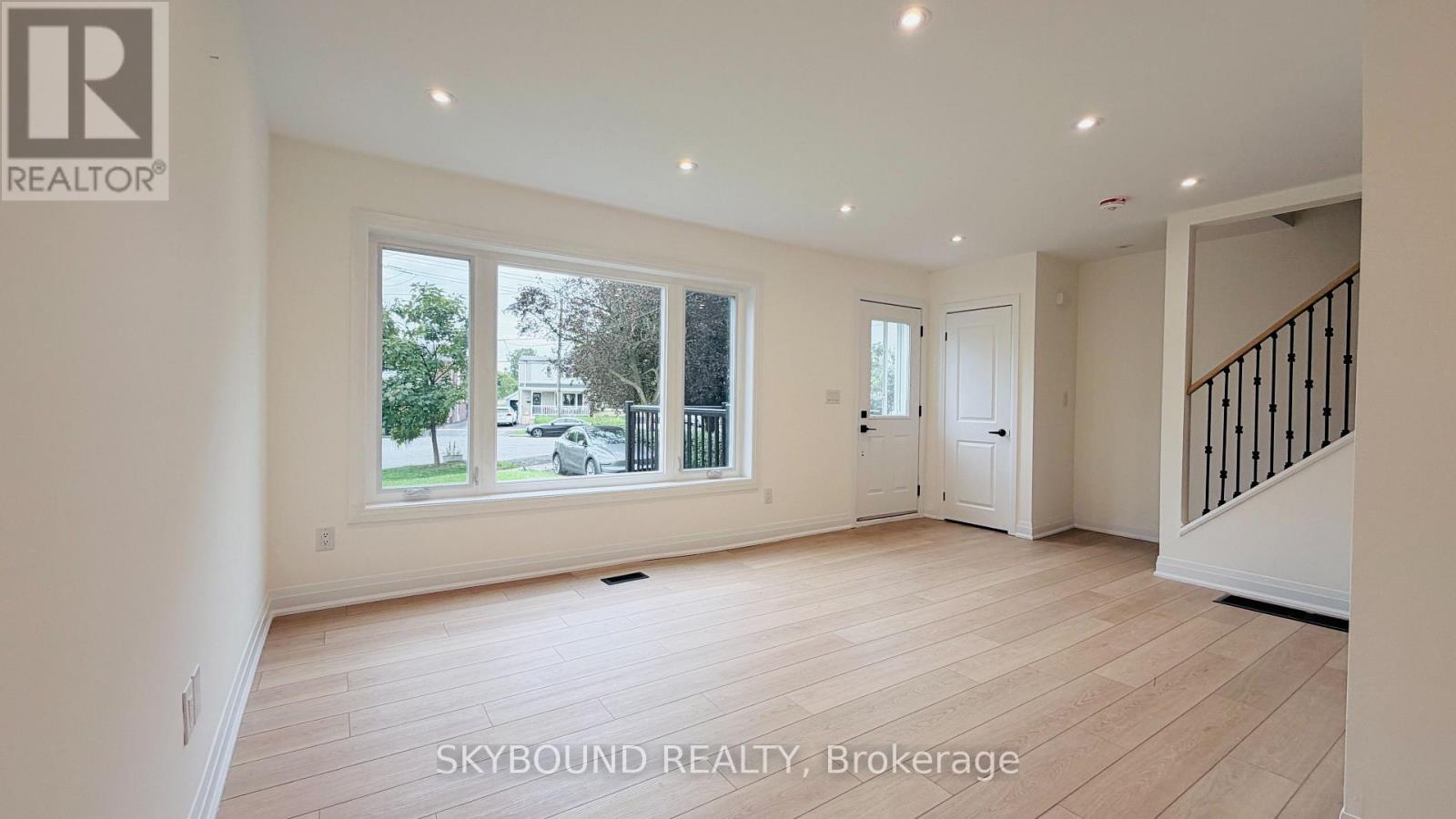 Upper - 60 Chelwood Road, Toronto, Ontario  M1K 2K8 - Photo 7 - E13818166