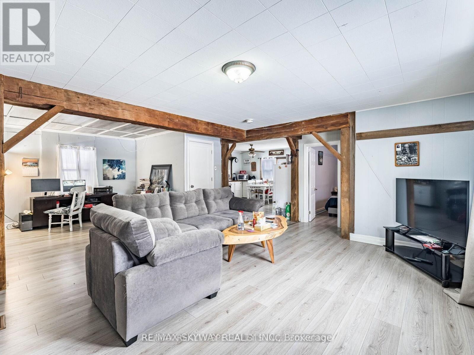 6 Rebellion Way, King, Ontario  L0G 1T0 - Photo 2 - N13818244