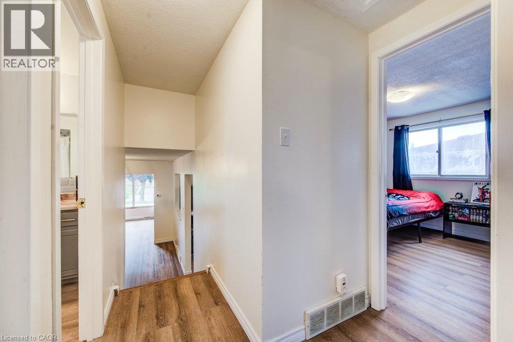 143 Sunrise Place, Kitchener, Ontario  N2B 3S8 - Photo 16 - 40862282