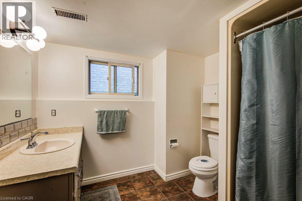 143 Sunrise Place, Kitchener, Ontario  N2B 3S8 - Photo 28 - 40862282