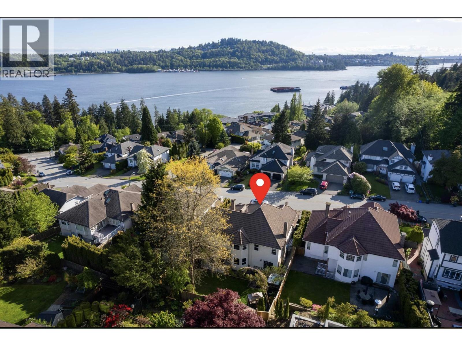 318 Roche Point Drive, North Vancouver, British Columbia V7G 2M2 - Photo 3 - R3168687