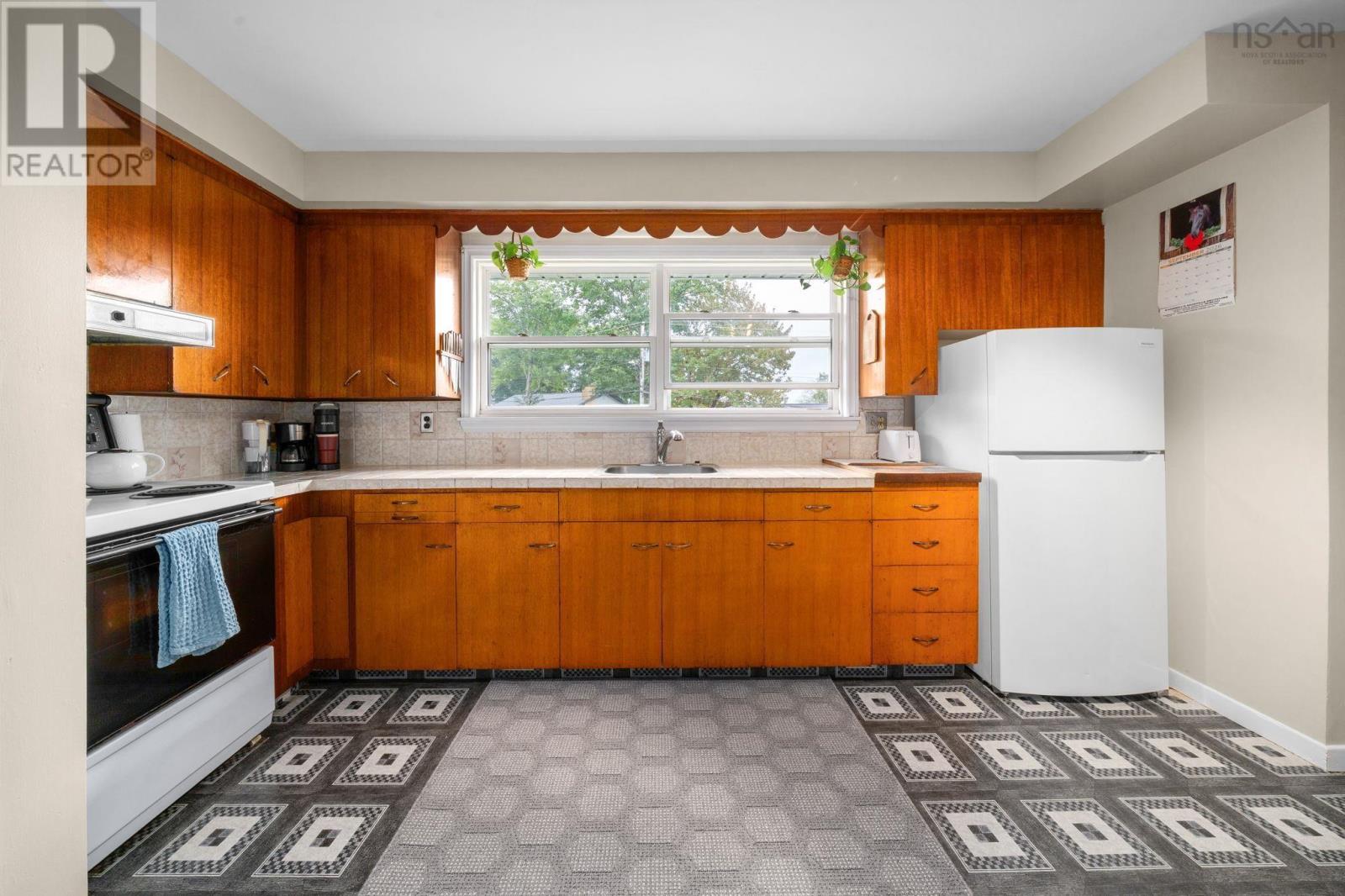 10 Caudle Park Crescent, Lower Sackville, Nova Scotia  B4C 1Z2 - Photo 9 - 202624121