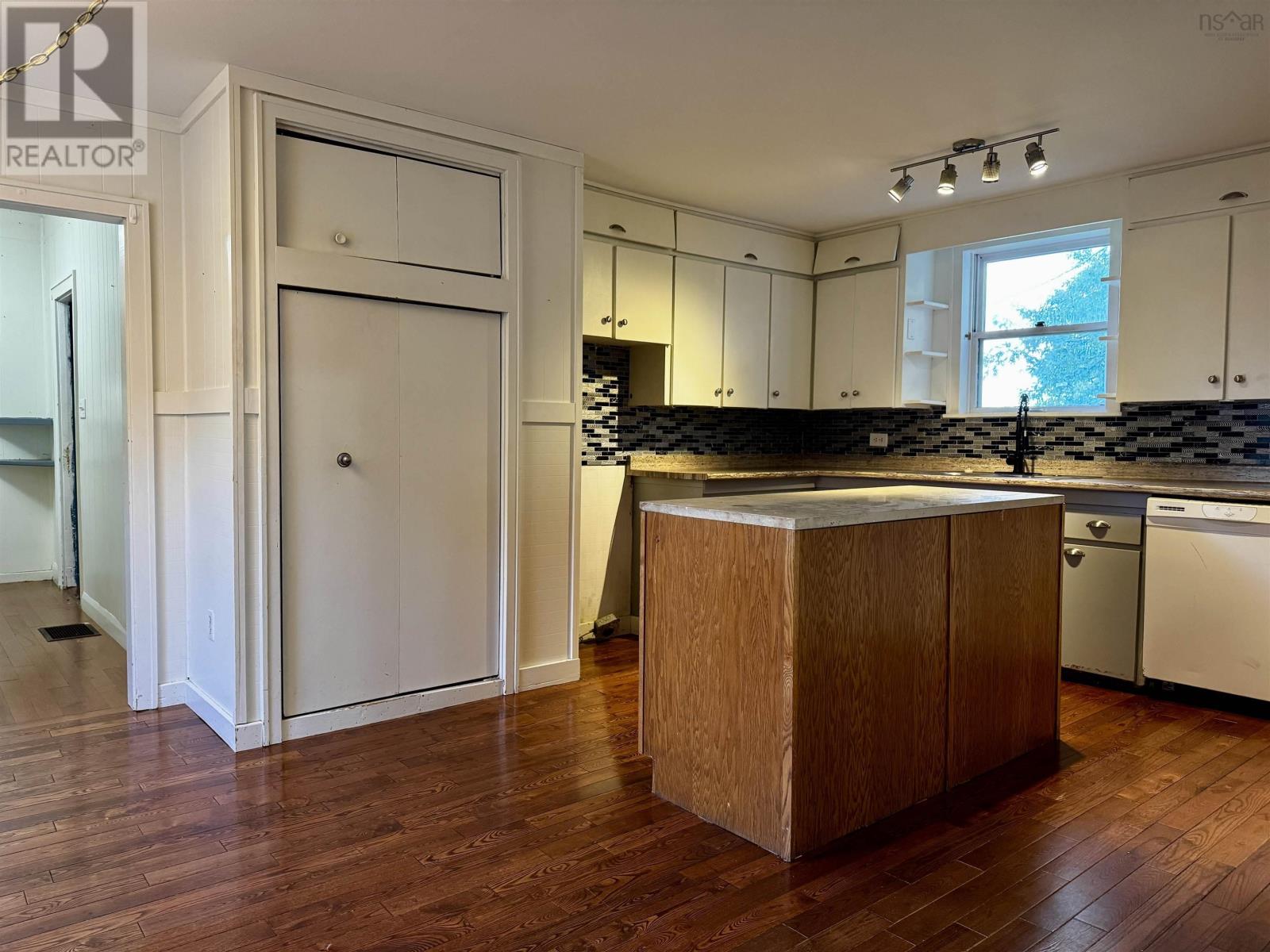 47 Old Victoria Road, Port Hastings, Nova Scotia  B9A 1L2 - Photo 16 - 202624122