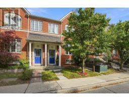 120 TARRAGONA BOULEVARD, Toronto, Ontario