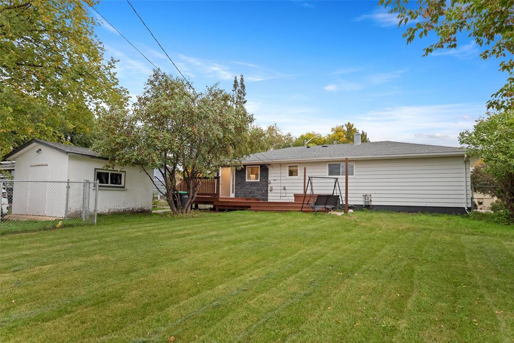 1614 9th Street, Brandon, Manitoba  R7A 4E3 - Photo 18 - 202623916
