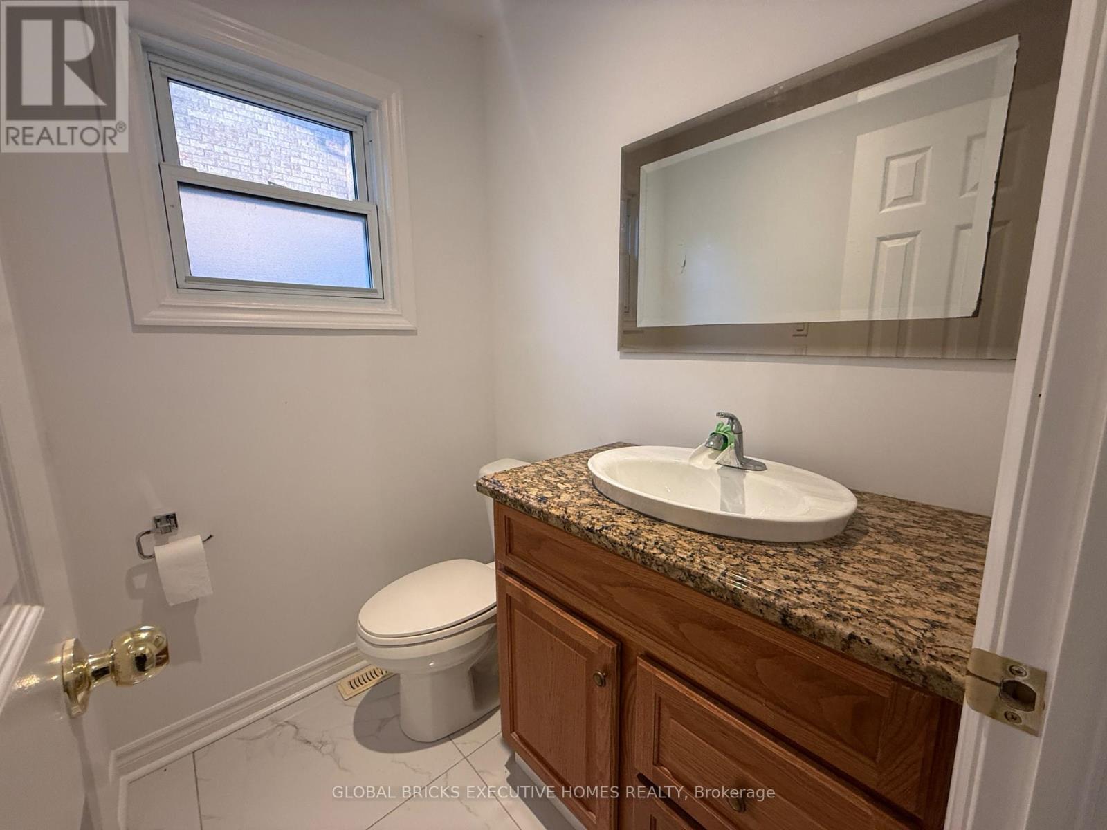 Upper - 66 Foundry Crescent, Markham, Ontario  L3P 6N7 - Photo 13 - N13816638