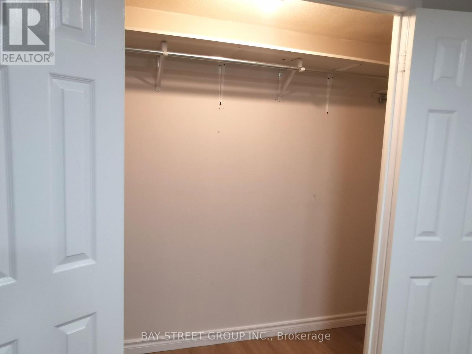 119 Shawnee Circle, Toronto, Ontario  M2H 2X9 - Photo 15 - C13817092