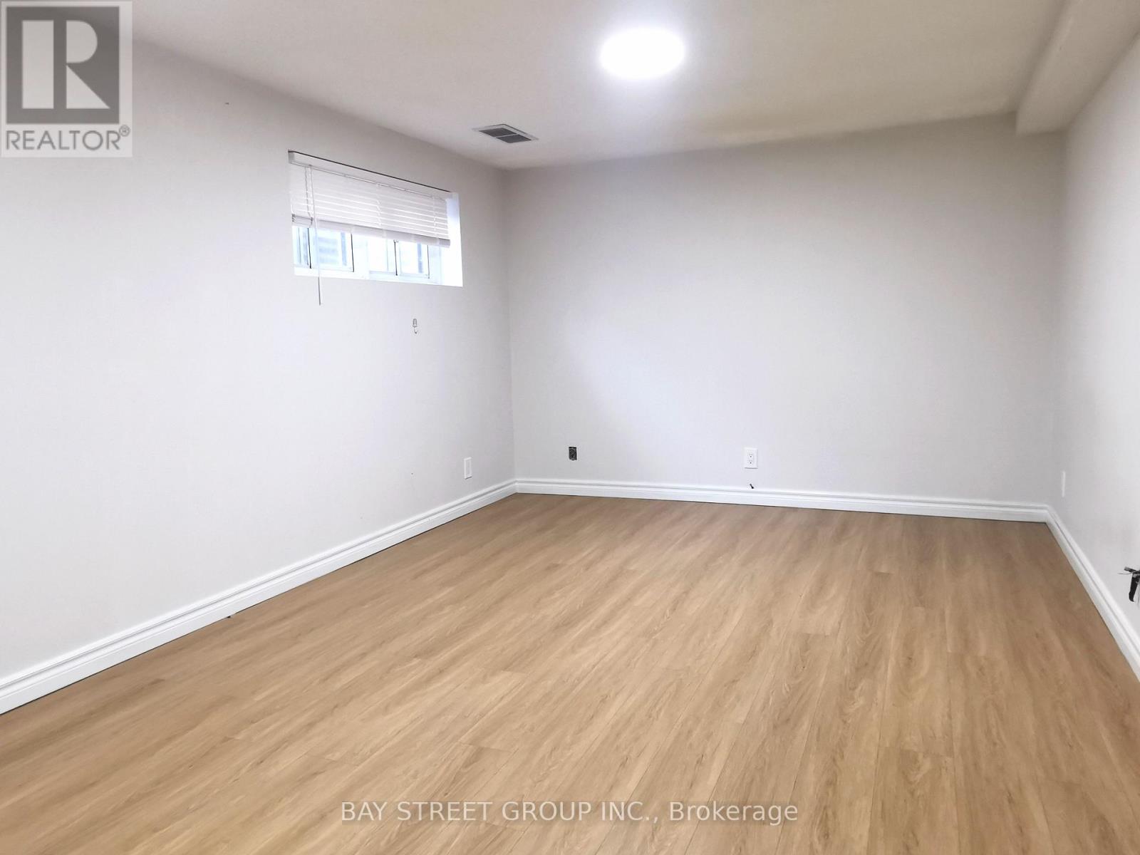 119 Shawnee Circle, Toronto, Ontario  M2H 2X9 - Photo 16 - C13817092