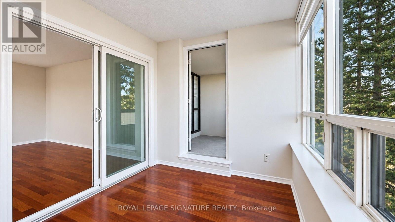 411 - 7 Bishop Avenue, Toronto, Ontario  M2M 4J4 - Photo 5 - C13817592