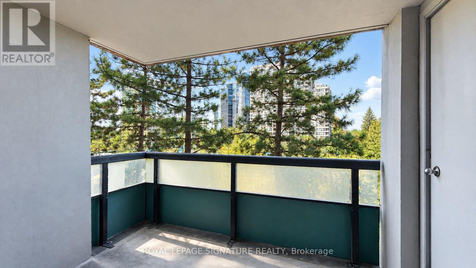 411 - 7 Bishop Avenue, Toronto, Ontario  M2M 4J4 - Photo 6 - C13817592