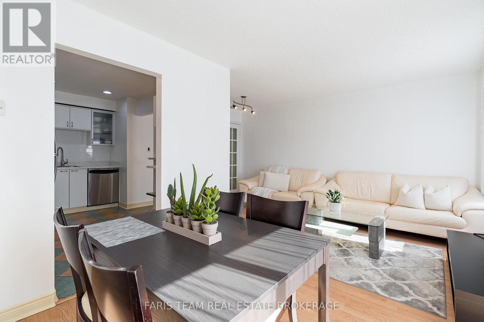 18 - 2075 Asta Drive, Mississauga, Ontario  L5A 2T5 - Photo 14 - W13776924