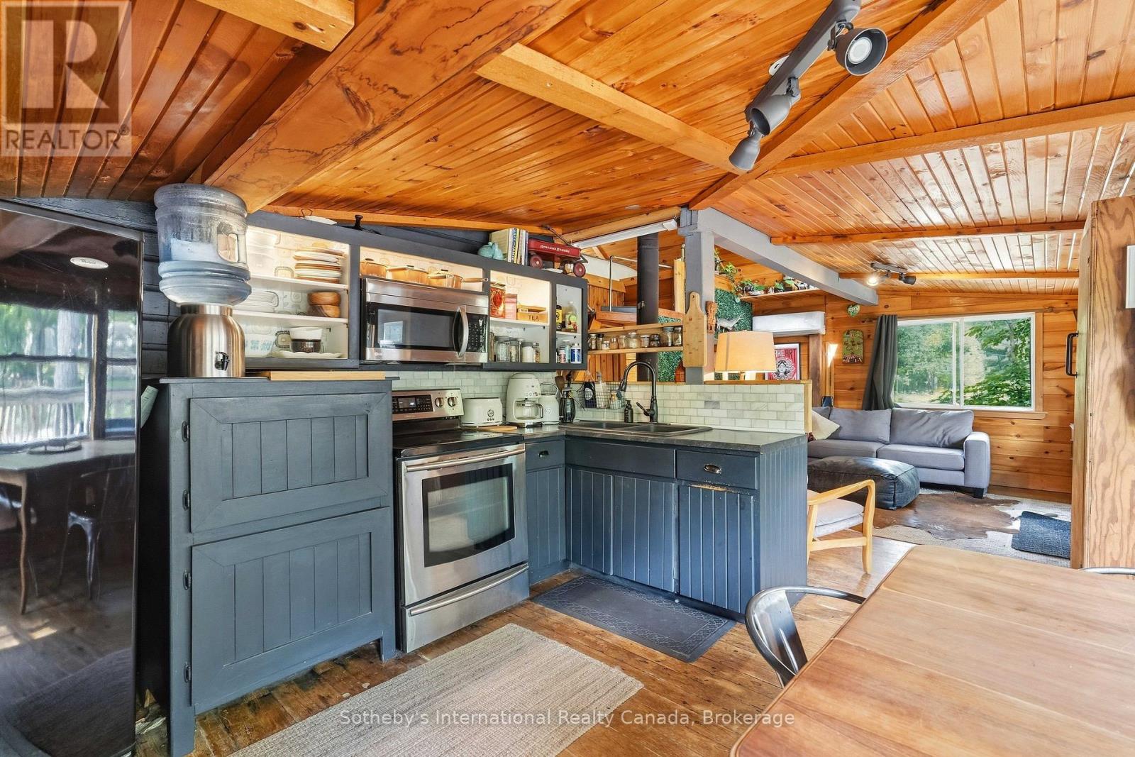 1209 North Kahshe Lake Road, Gravenhurst, Ontario  P0E 1G0 - Photo 27 - X13712084