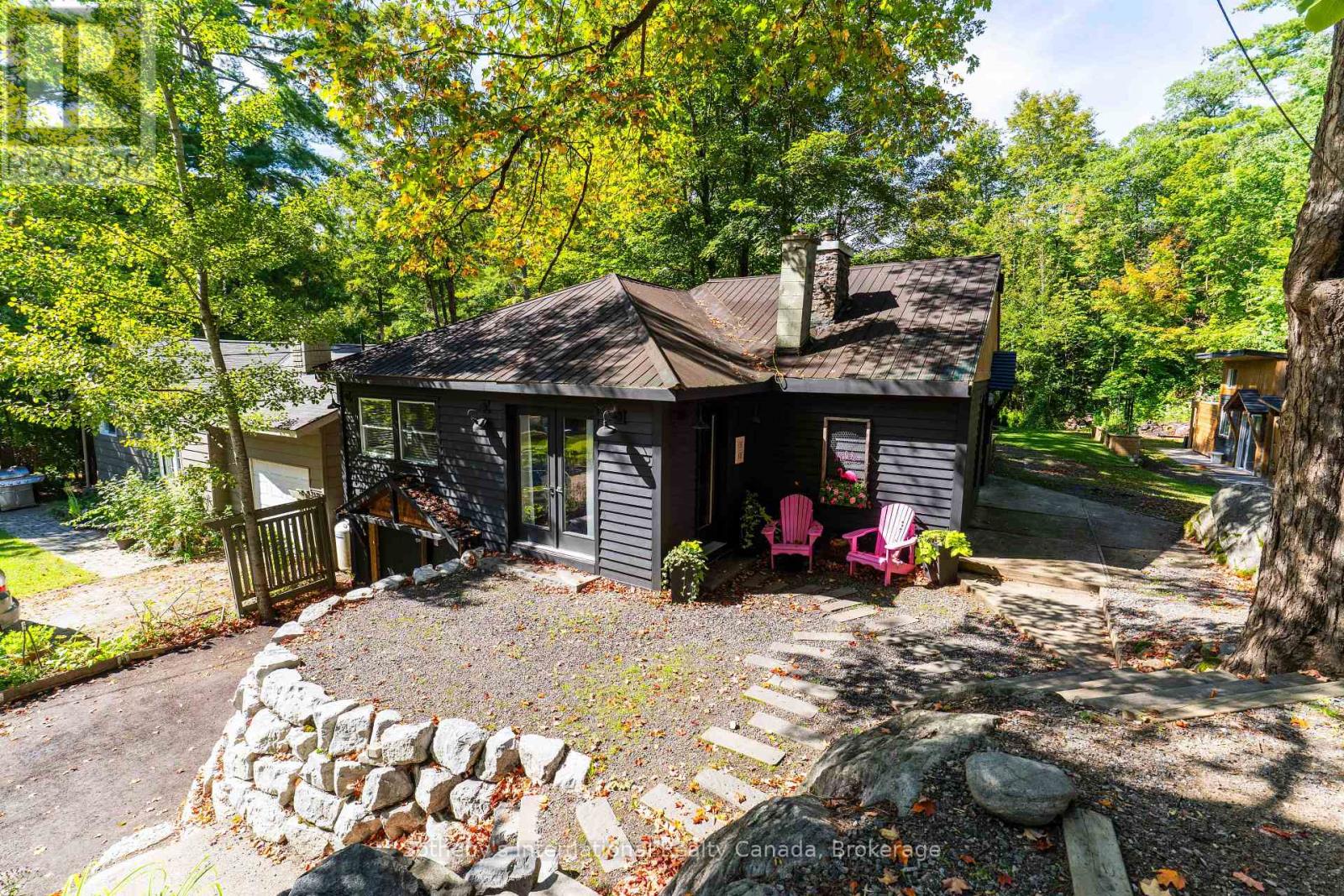 1209 North Kahshe Lake Road, Gravenhurst, Ontario  P0E 1G0 - Photo 44 - X13712084