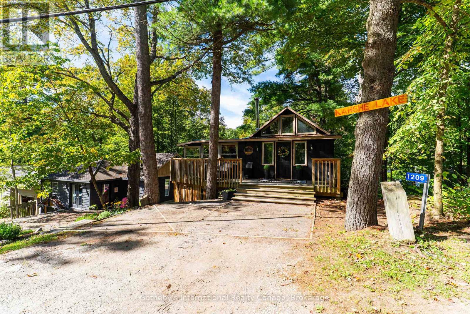 1209 North Kahshe Lake Road, Gravenhurst, Ontario  P0E 1G0 - Photo 5 - X13712084