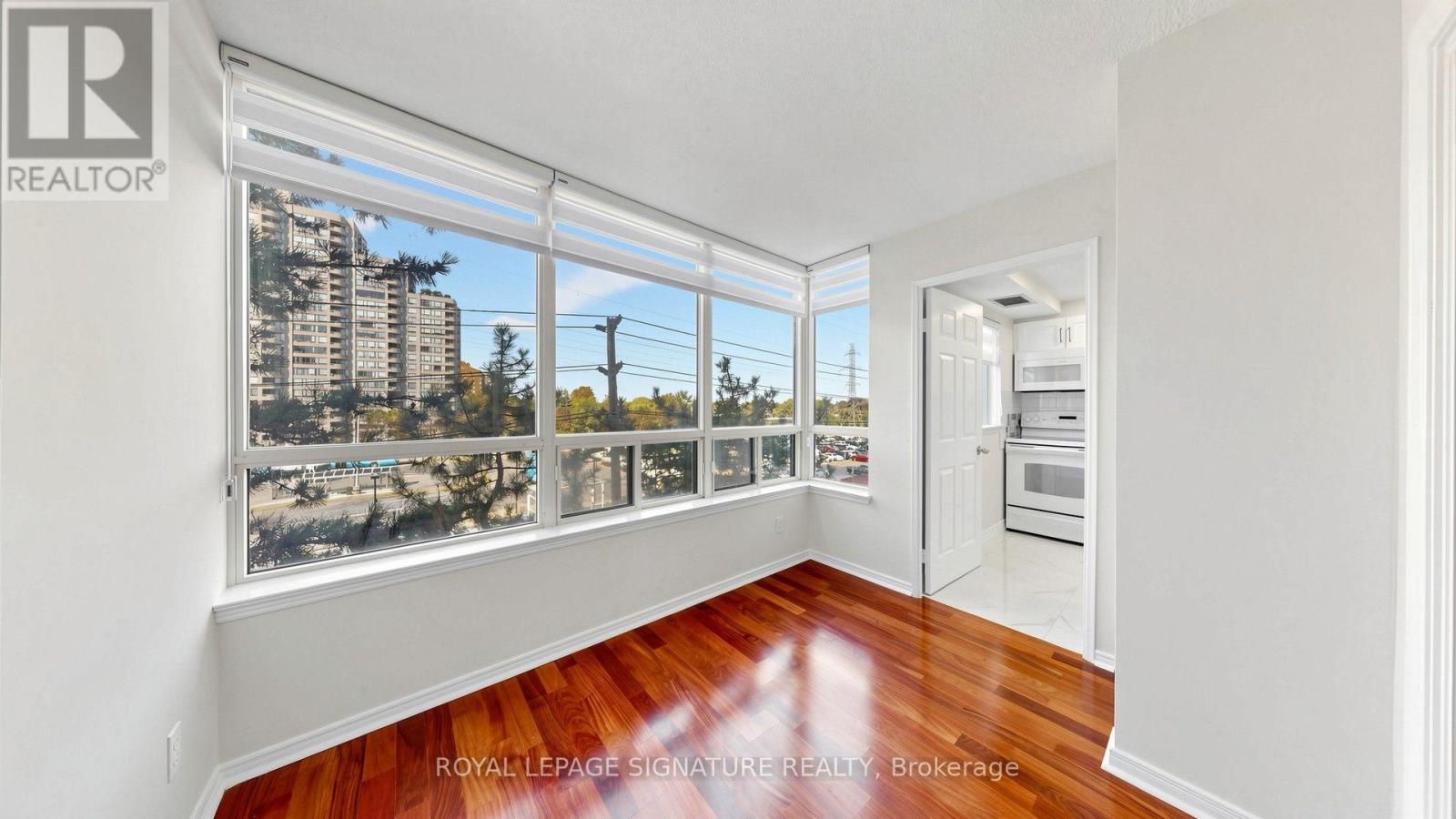 411 - 7 Bishop Avenue, Toronto, Ontario  M2M 4J4 - Photo 3 - C13817592
