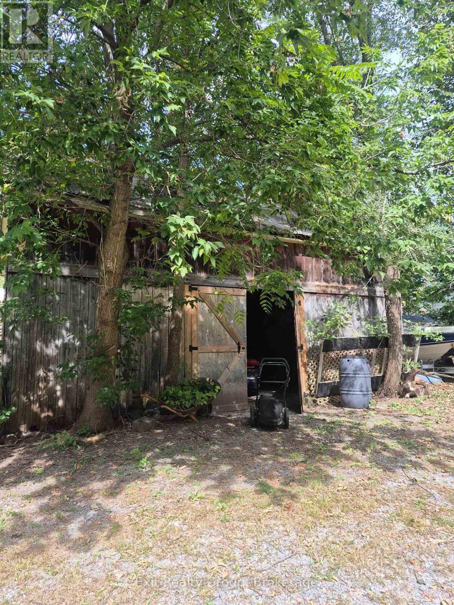 179 EDWARD STREET photo 47
