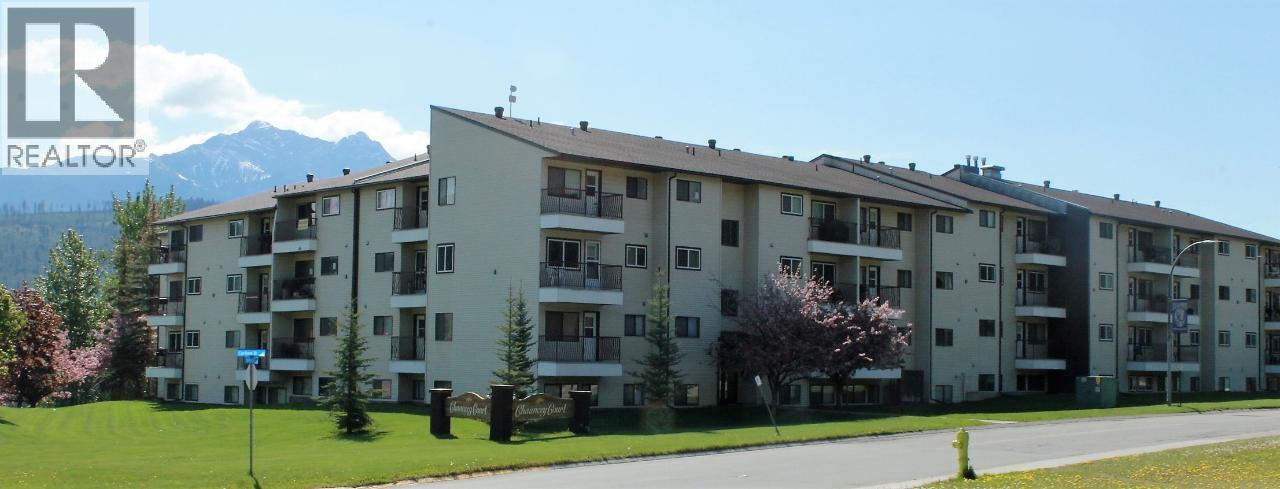 10 CARIBOO Drive Unit# 408, Elkford, British Columbia