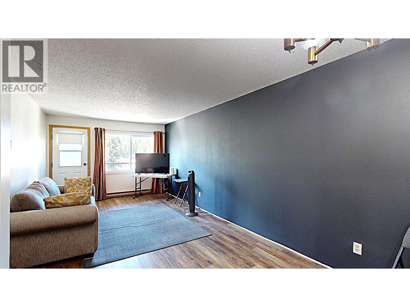 10 Cariboo Drive Unit# 408, Elkford, British Columbia  V0B 1H0 - Photo 6 - 10401555