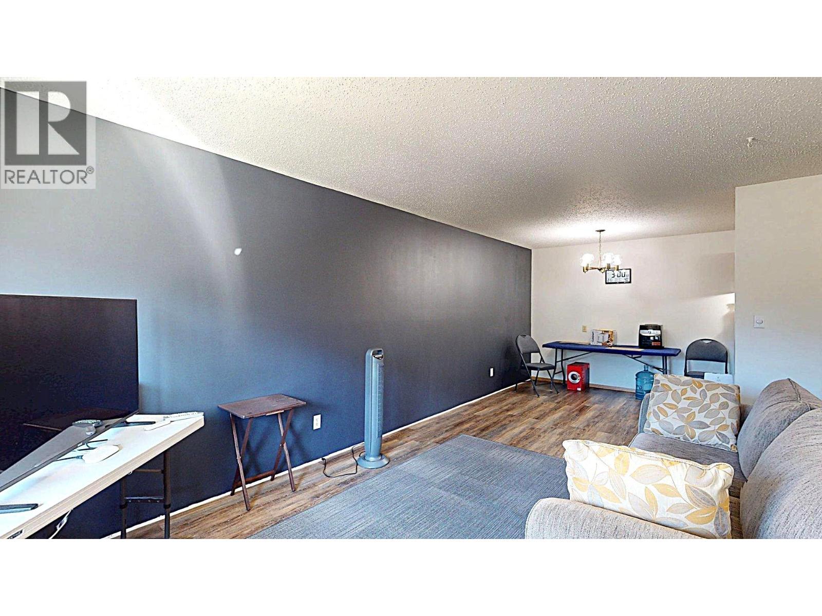 10 Cariboo Drive Unit# 408, Elkford, British Columbia  V0B 1H0 - Photo 9 - 10401555