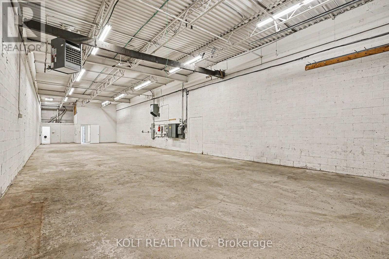 21-22 - 1040 Martin Grove Road, Toronto, Ontario  M9W 4W4 - Photo 15 - W13103712
