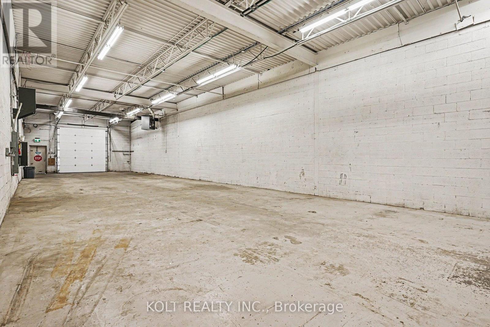21-22 - 1040 Martin Grove Road, Toronto, Ontario  M9W 4W4 - Photo 17 - W13103712