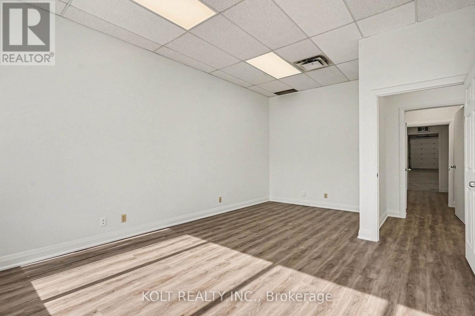 21-22 - 1040 Martin Grove Road, Toronto, Ontario  M9W 4W4 - Photo 12 - W13103712