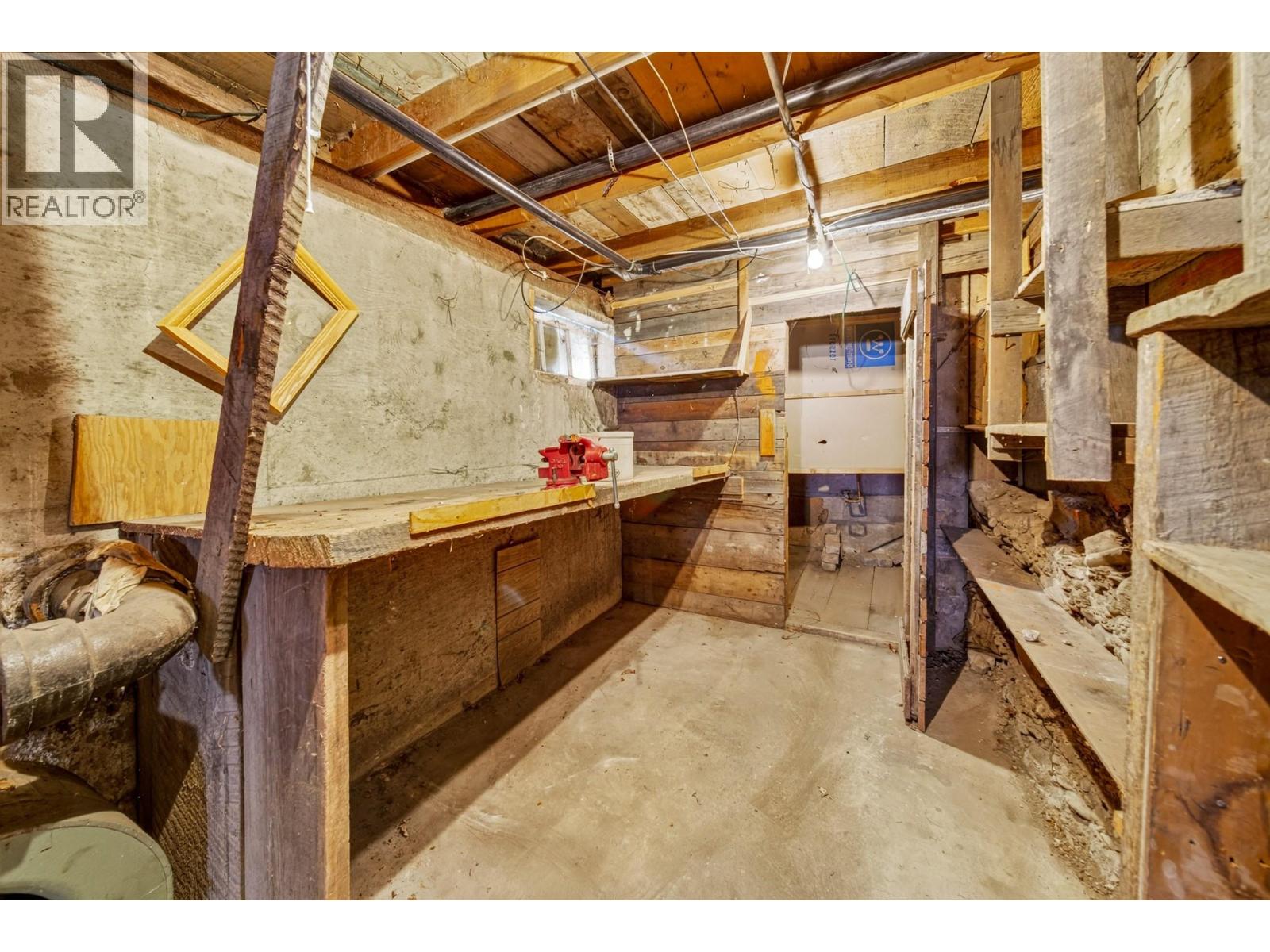 1291 6th Avenue, Fernie, British Columbia  V0B 1M0 - Photo 24 - 10395955