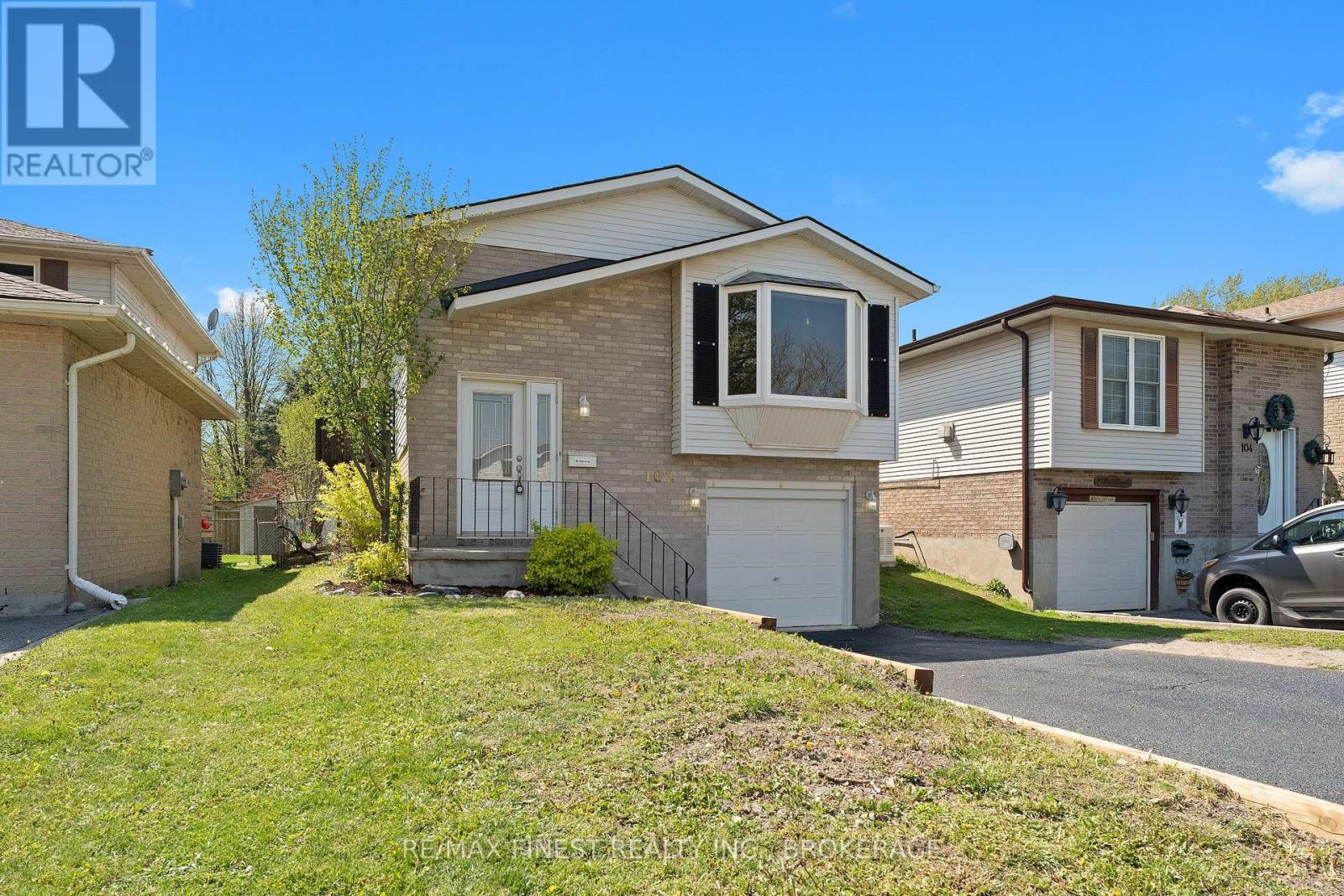 102 Grenadier Drive, Kingston, Ontario  K7K 6E9 - Photo 2 - X13818412